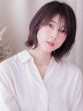 カバーヘア ブリス 川口(COVER HAIR bliss) 斜めバングローライトカラーブリーチなしハッシュカット30代