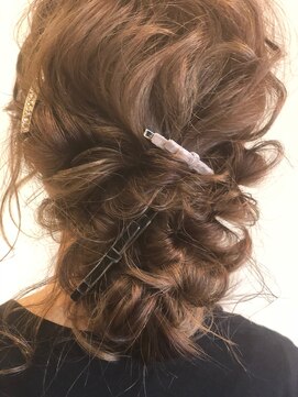 ソイルアヴェダ(Soil AVEDA) ゆるっとアレンジ【沼津/沼津駅】