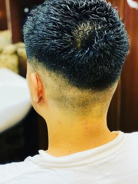 ヒロギンザ 新橋店(HIRO GINZA) 漢のバーバーフェード《メンズ/ヒロ銀座/理容》