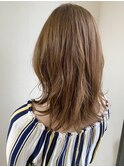 【ISOLA-blu】スモーキーベージュ×大人ミディアム