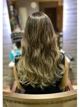 美容室 イルフェドゥ(Il fait doux) エアータッチバレイヤージュ