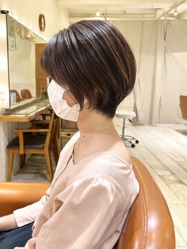 ネオリーブ クタ 町田店(Neolive kuta) 大人ショート【町田、町田駅220316】