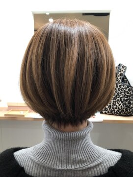 エルパライソ 神明店(Elparaiso) ショートボブ