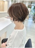 大人かわいいナチュラルハンサムショート前下がり