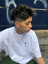 ビンゴ(BINGO)&nbsp;1866ウェットスタイルスキンフェードハイライトメッシュバーバー