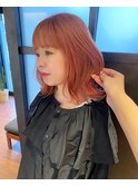 ピンクベージュ