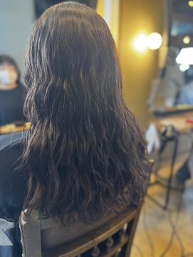 アングゥギャラリー(ungu GALLERY) コテ巻き風パーマ