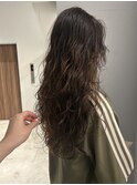 [伽羅]外国人のくせ毛風ロングパーマ