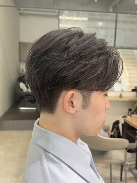 ビュー トウキョウ(VIEW TOKYO) アイロンで作るフェザーショート