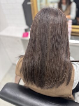 ベルダ 高槻(BELDAD) 髪質改善トリートメントハイライト白髪ぼかし