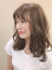 【とろみラベージュ×眉上バング×重軽ローレイヤーHair】 町田