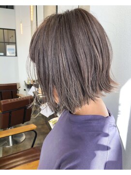 ニディー バイ デイジー(Nidee by Daisy) 《ハイライトボブ》