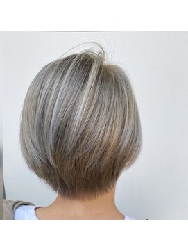 リノ(un Lino) ハンサムショート