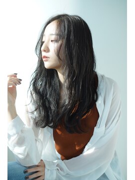 プロデュース 古淵店(Produce) センター分けロングスタイル