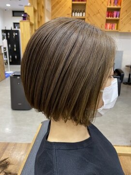 ルッカヘアガーデン バイ ラッシュゴールド(RUCCA HAIR GARDEN by LUSH GOLD) ショートヘアスタイル