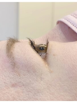 ミネヘアアンドメイク高知店 ビューラーいらず