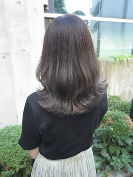 アーシェ 横浜店(A'SHE) アッシュグレーと波巻き、時々アディクシーカラー