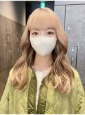 ハニーベージュ_斜めバンググレージュカラー_ba459461