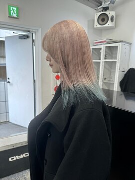 ココ 原宿(KOKO) 10代/20代/エンドカラー/くびれヘア/ホワイトグレージュ