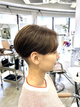 メモリーズ 表参道(Memories) 大人かわいい小顔ショートショートヘア30代40代50代白髪ぼかし