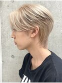 韓国メンズピンクベージュミルクティーカラーセンターパートヘア