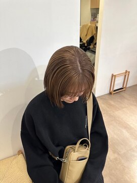 エイチ 梅田(H) ショートカットショートボブショートヘアミルクティーベージュ