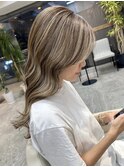 【VIVO】ベージュ系ハイライト 外国人風カラー 白髪ぼかしカラー
