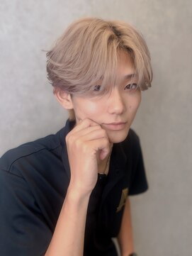 ジーナ 天神(Zina) ミルクティーベージュ/毛流れセンターパート