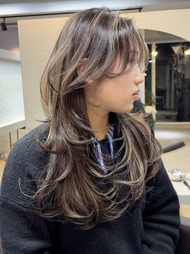 フォート(FORT) 春カラー/ハイライト/レイヤーカット/バタフライレイヤー