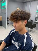 スパイキーショート　フェード　スペインカール　ルーズパーマ