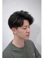 ゼロスバーバー(0's BARBER SHOP) 束感ナチュラルワンカールパーマ人気流行無造作メンズ