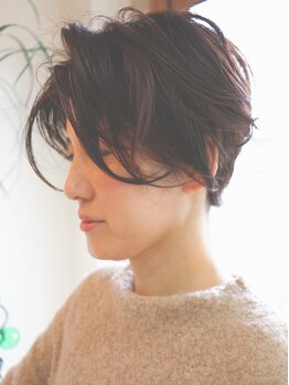 ヘア ルル(hair LuLu)の写真/大人女性の上質サロン《hair LuLu》。まるでオシャレ染めのようなグレイカラーで若々しく美しい髪へ。