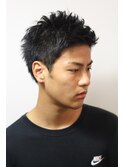 かき上げツーブロックショート涼しげヘアナチュラルピンパーマ