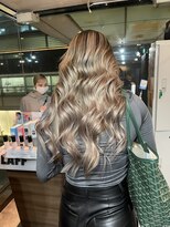 ラフ(LAFF)&nbsp;#黒髪#ボブルフ#ネビージュ#小顔#ワンレン