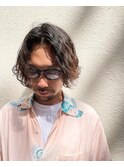 大人男子の波巻きヘア
