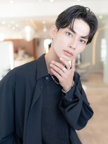 イオ 本厚木(io)&nbsp;アッシュブラックセンターパート束感コンマヘアハイライト