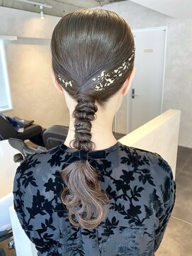 サンルーム(SUN room) 金箔付き編みおろしヘアセット miwa
