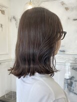 カムジーヘッドカミノウラ(COMEGHEAD KAMINOURA)&nbsp;ミルクティーベージュダブルカラーケアミディアムボブパーマ