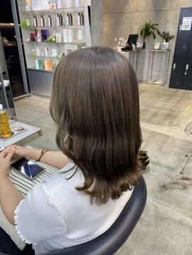 レガロヘアアトリエ(REGALO hair atelier) グレージュ