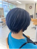 ブルーブラック