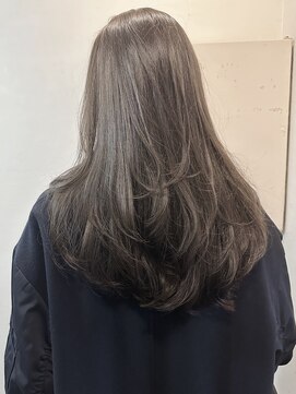 キャンバス バイ ネオリーブ 横浜西口(Canvas by neo.) ロングレイヤー ダークグレージュ ブリーチなし 大人色っぽヘア
