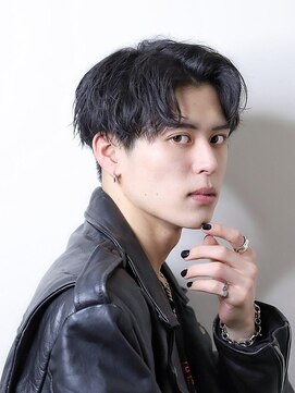 リップス 自由が丘(LIPPS) 『スマートセンター』センターパート　アップバング　刈り上げ