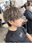 メッシュパーマ波巻きパーマハイライトカラーメンズブリーチ