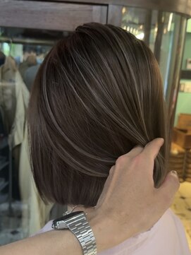 スリー(three) ハイライトカラー