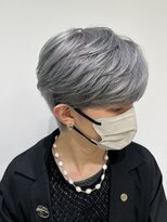 テクト バイアッシュ 吉祥寺店(Tect by Ash) 刈り上げなし毛流れマッシュブリーチシルバーグレーカラー