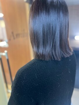 アミリー 成田飯田町店(Amily) ナチュラルブラック×美艶ストレートミディ（髪質改善）UP