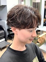 ヨリ サッポロ 札幌大通(yori SAPPORO)&nbsp;ニュアンスパーマ/センターパート/韓国マッシュ/ダークアッシュ