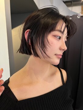 ゾーイ(ZOEY) 大人切りっぱなしボブ