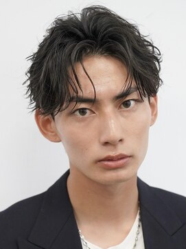 フィフス 渋谷(fifth) 渋谷社会人向け爽やかフェザーパーマメンズカットセンターパート