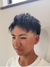 ヒラナカ ツーブロック刈り上げ